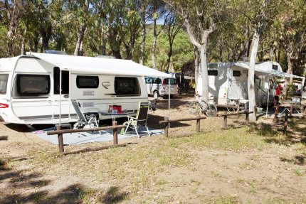 Pitch COMFORT for caravan, camper - Village Rocchette
