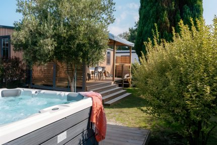 NEW// Villa de la Rance Prestige 40m&#178; - 3 chambres - 2 salles de bain - SPA - Terrasse couverte - La Hallerais