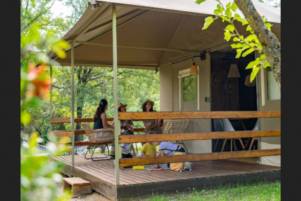 Family Lodge - Domaine d'Anglas
