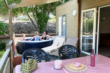 NEBRASKA LUXE CON SPA - Club Les Cigales