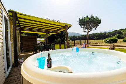 Gamme TRIO Premium avec Jacuzzi - Des Albères