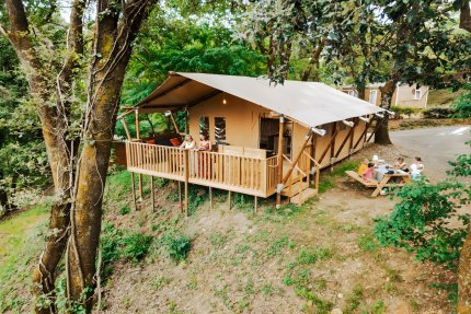 Prestige Plus Lodge Tent met 2 slaapkamers - La Clémentine