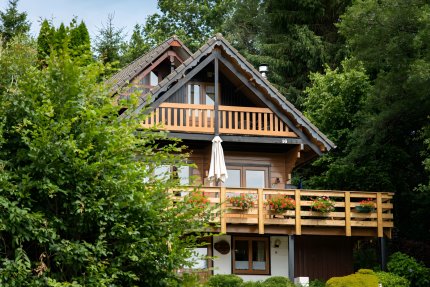 Finnische Chalets mit holzbeheiztem Hot Tub 6p - Arden Parks Petite Suisse