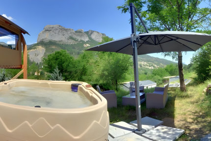 Ciela Nature Lodge Zelt SPA - 3 Schlafzimmer – ausgestattete Küche – Badezimmer - Les Princes d'Orange