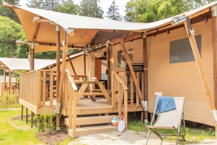Tente Lodge - 2 chambres + 1 chambre " cabane " - Les Ormes, Domaine &amp; Resort