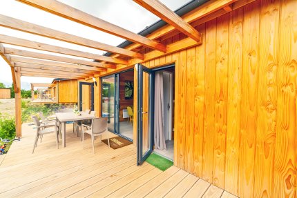 Hotel type bedroom in the Ecolochic chalet - Le Moulin