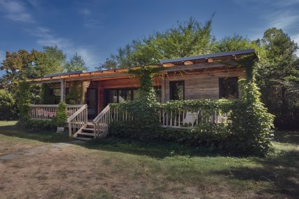 Cottage Premium 50m² (2 chambres) + terrasse - 2 salles de bain - CosyCamp