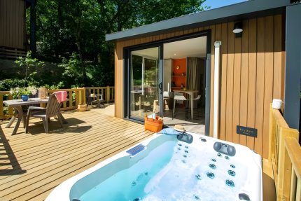 Ferienhaus, 2 Zimmer, 2 Personen, Klimaanlage + TV + privater Whirlpool - Le Luberon