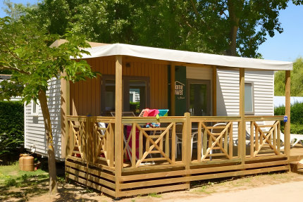 Homeflower Premium 29m² (2 kamers) + AIR CONDITIONING + halfoverdekt terras + TV + lakens + doeken - Le Bois d'Amour