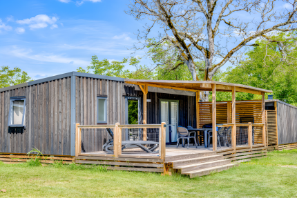 Homeflower Premium 35m² - 3 kamers + overdekt terras + TV + lakens + handdoeken + CLIM - Les Ondines