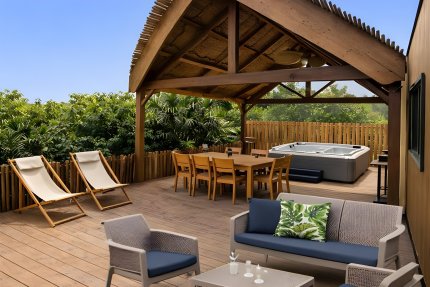 TAOS Luxe 40m2 terrace 35m2+ private jacuzzi - 6 pers 3 bedrooms 2 bathrooms - air conditioning - Dishwasher - International d'Aups