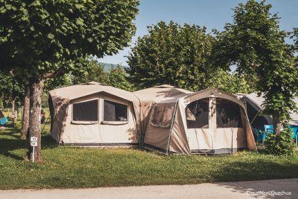 Tent Decathlon Quechua ** - La Bosse