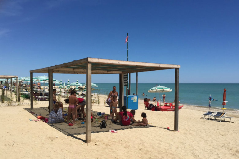 camping pineto beach