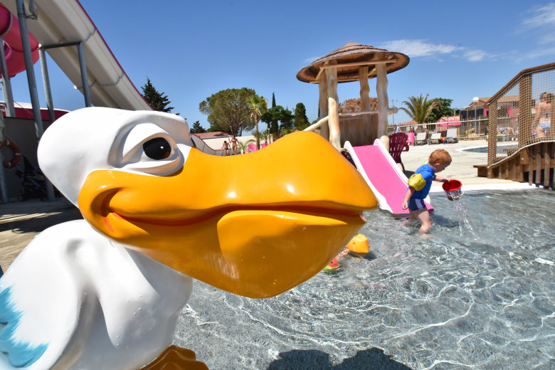 camping le mas des lavandes serignan