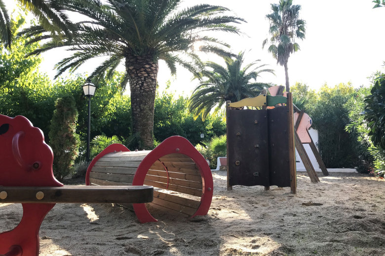 camping las palmeras costa brava sant pere pescador