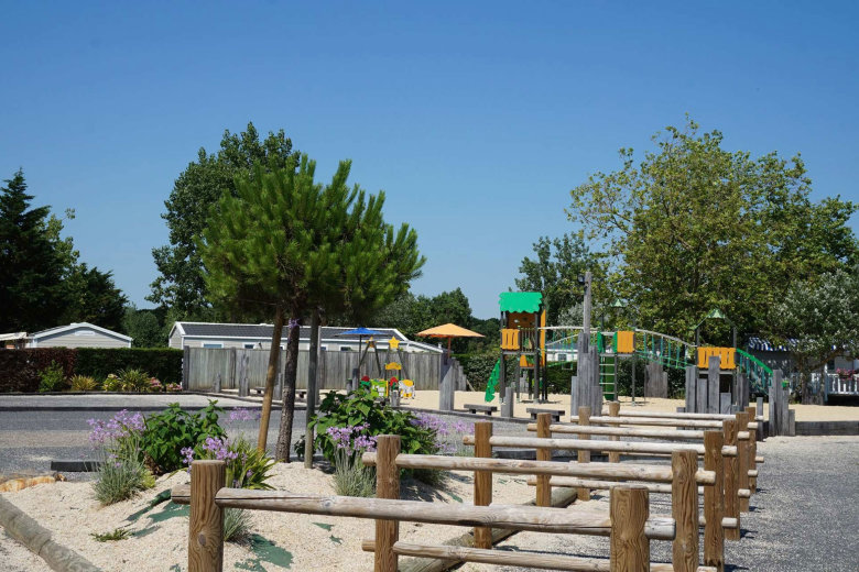 camping le domaine de beaulieu saint gilles roix de vie