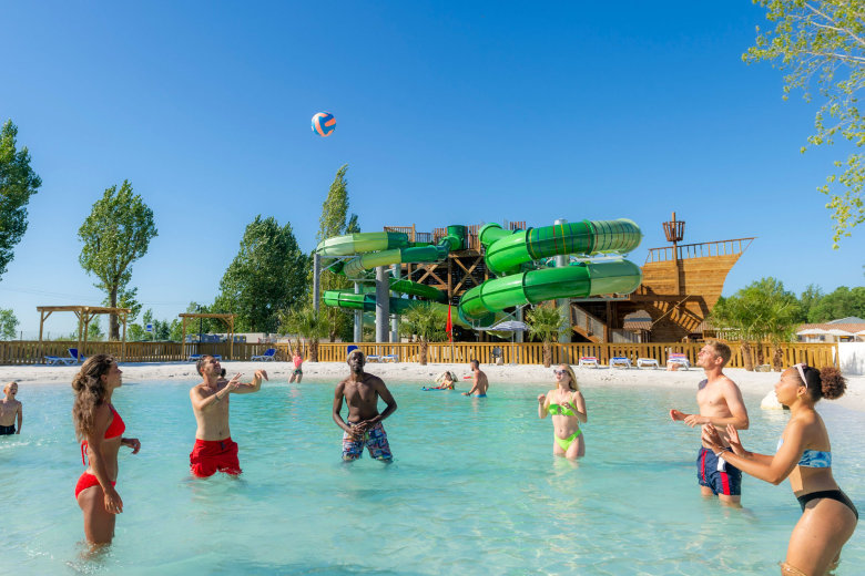 camping aunis club vendee la tranche sur mer