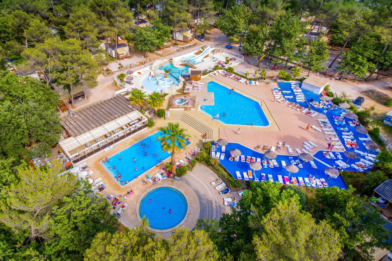 camping domaine de la sainte baume nans les pins