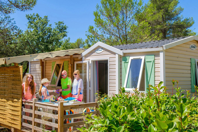 camping domaine de la sainte baume nans les pins