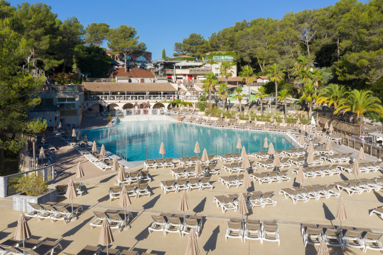 camping holiday green frejus