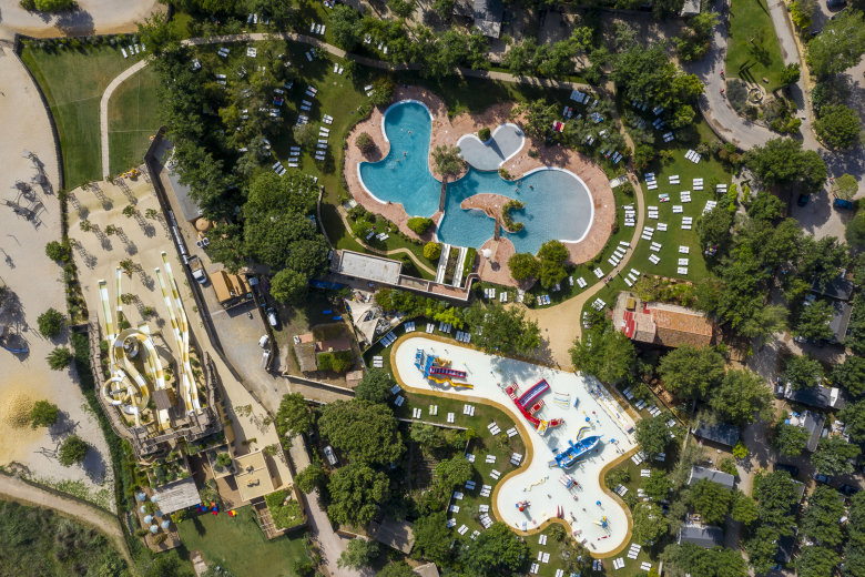 camping le serignan plage herault