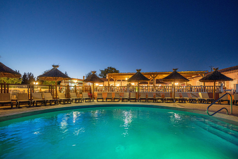 camping les fontaines pernes les fontaines