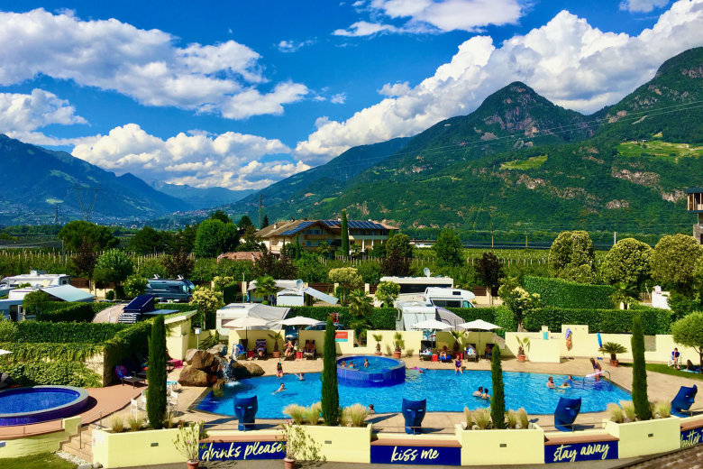 camping schlosshof south tyrol