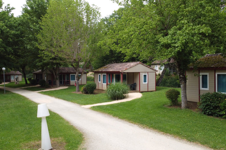 camping le moulin de surier beaumont du perigord