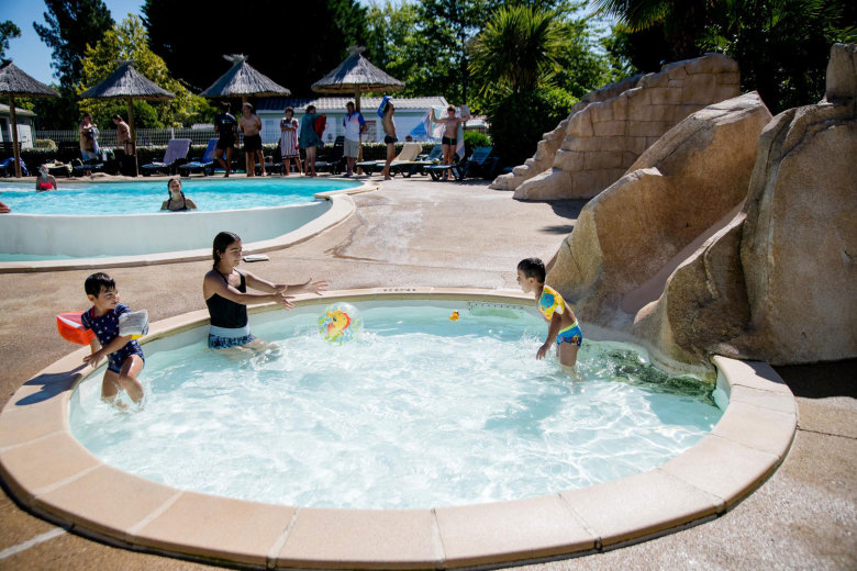 camping l arbre d or parentis en born