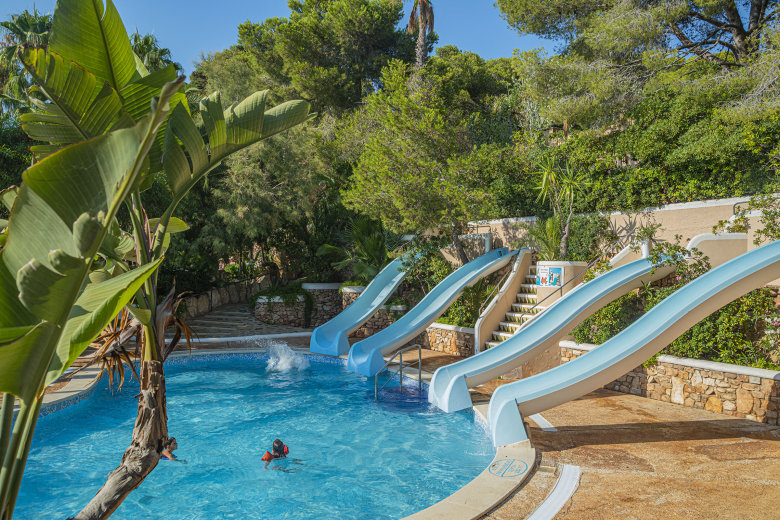 camping park playa bara roda de bera