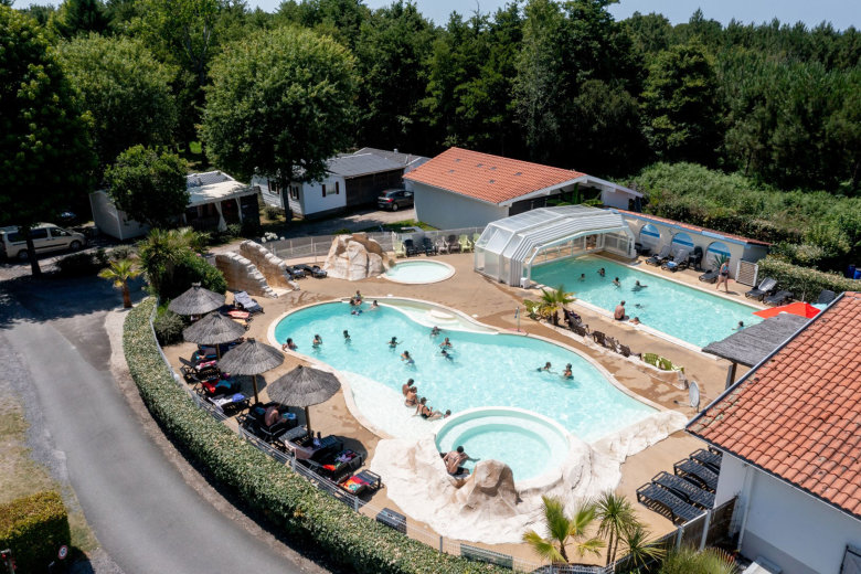 camping l arbre d or parentis en born