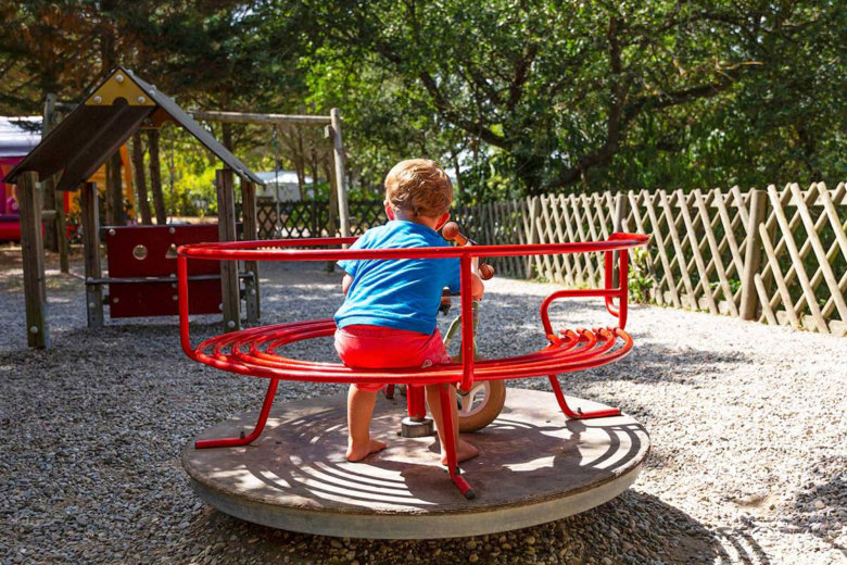 camping domaine d arnauteille montclar