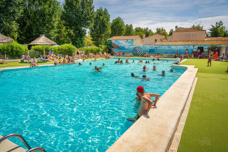 camping le clos virgile serignan plage