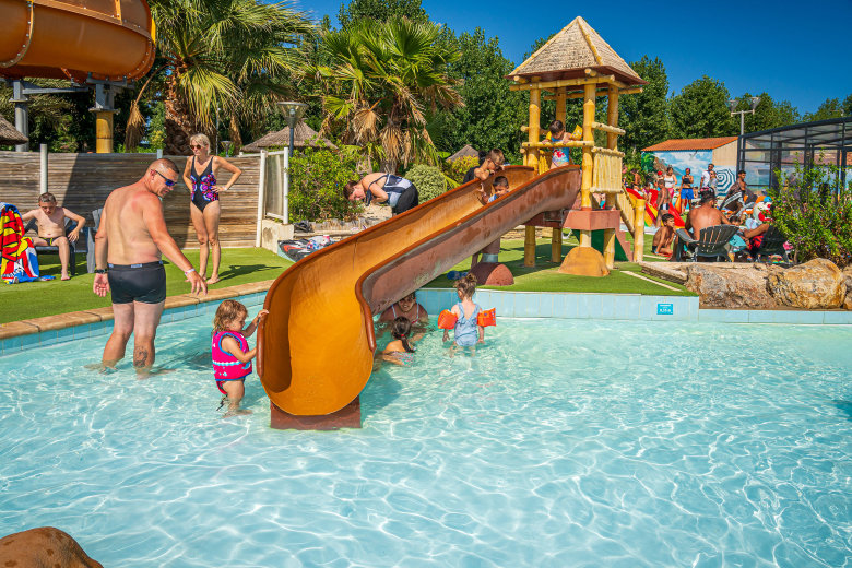 camping le clos virgile serignan plage