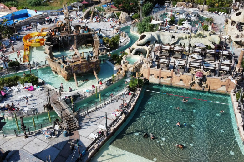 resort pirates world agde