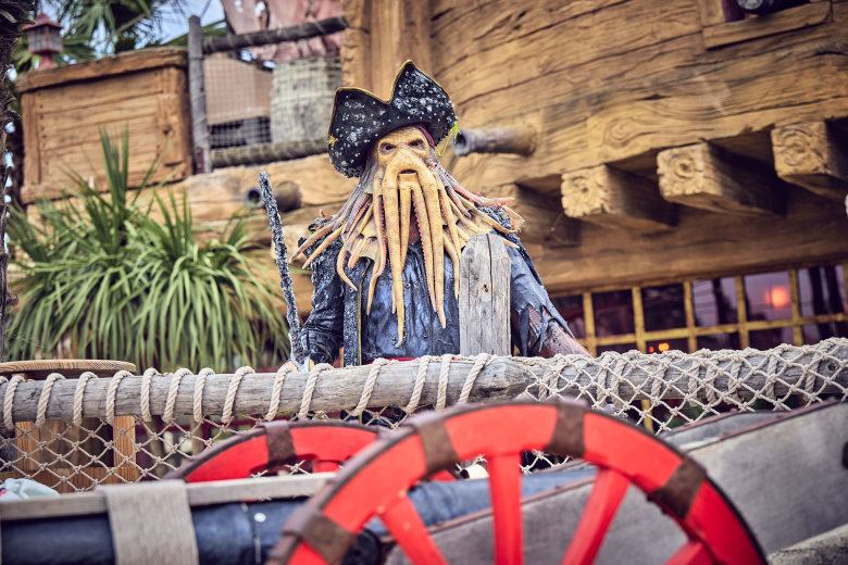 resort pirates world agde