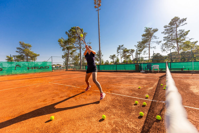 resort zaton glamping village nin